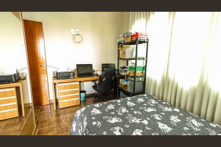 Casa à venda com 200m², 4 quartos e 2 vagasQuarto 3