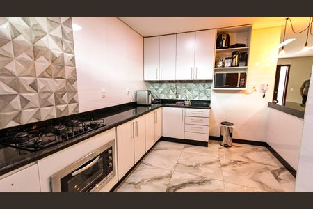 Casa à venda com 200m², 4 quartos e 2 vagasCozinha