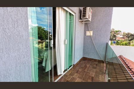 Varanda da Suite de casa à venda com 4 quartos, 200m² em Califórnia, Belo Horizonte