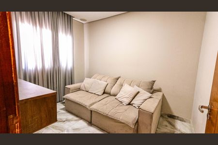 Casa à venda com 200m², 4 quartos e 2 vagasSala de TV