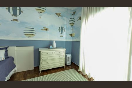 Casa à venda com 200m², 4 quartos e 2 vagasQuarto 2