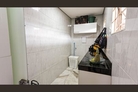 Casa à venda com 200m², 4 quartos e 2 vagasDespensa