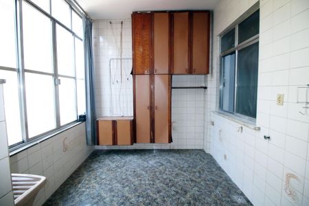 Apartamento à venda com 70m², 2 quartos e sem vagaÁrea de Serviço