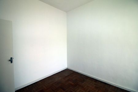 Quarto 1 de apartamento à venda com 2 quartos, 70m² em Olaria, Rio de Janeiro