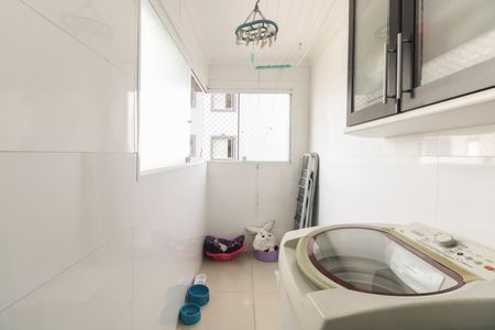 Apartamento à venda com 64m², 3 quartos e 1 vagaÁrea de Serviço 