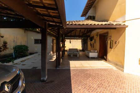 Casa para alugar com 250m², 3 quartos e 2 vagasÁrea externa