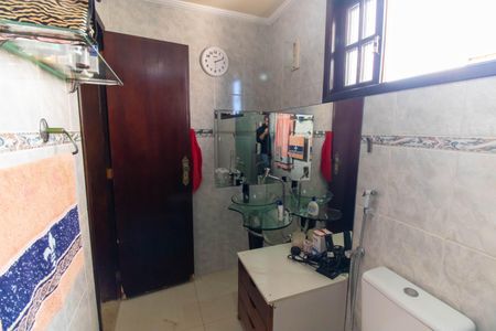 Casa para alugar com 250m², 3 quartos e 2 vagasBanheiro da Suíte 2