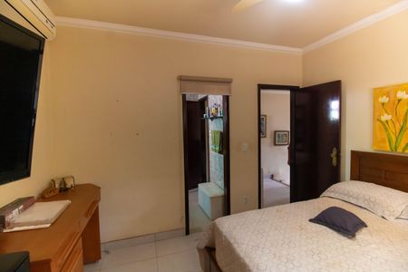 Casa para alugar com 250m², 3 quartos e 2 vagasSuíte 1