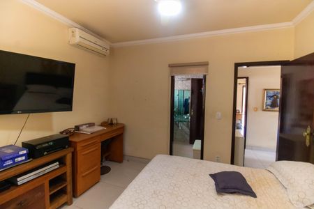 Casa para alugar com 250m², 3 quartos e 2 vagasSuíte 1