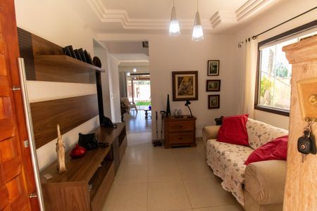 Casa para alugar com 250m², 3 quartos e 2 vagasSala