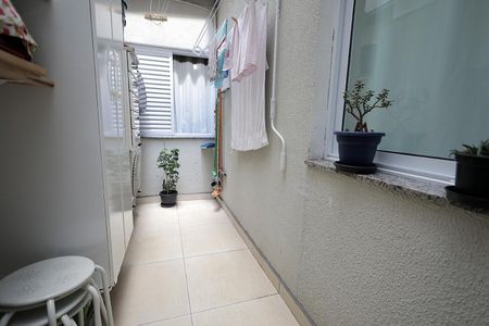 Apartamento à venda com 72m², 2 quartos e 1 vaga Apartamento à venda com 72m², 2 quartos e 1 vagaQuintal