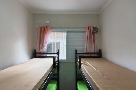 Casa para alugar com 72m², 2 quartos e 1 vagaQuarto 1