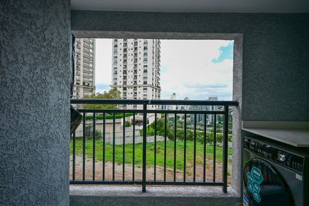 Apartamento para alugar com 39m², 2 quartos e 1 vagaVaranda