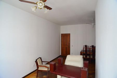 Apartamento para alugar com 112m², 3 quartos e 2 vagas Apartamento para alugar com 112m², 3 quartos e 2 vagasSala