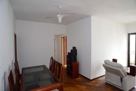 Apartamento para alugar com 112m², 3 quartos e 2 vagas Apartamento para alugar com 112m², 3 quartos e 2 vagasSala
