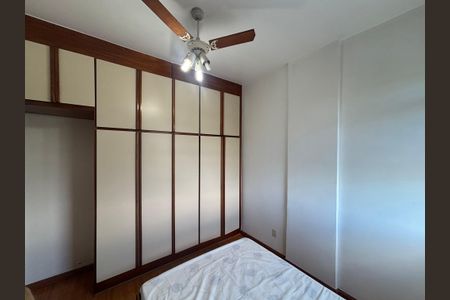 Quarto 1 de apartamento para alugar com 2 quartos, 60m² em Botafogo, Rio de Janeiro