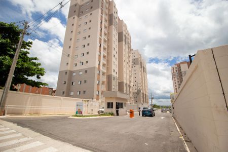 Apartamento para alugar com 41m², 2 quartos e 1 vaga Apartamento para alugar com 41m², 2 quartos e 1 vagaFachada