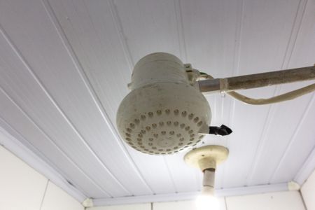 Banheiro de casa para alugar com 1 quarto, 35m² em Taboão, Guarulhos