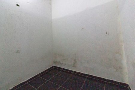 Quarto de casa para alugar com 1 quarto, 35m² em Taboão, Guarulhos
