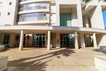 Apartamento para alugar com 111m², 2 quartos e 2 vagas
