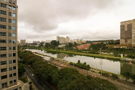 Apartamento para alugar com 111m², 2 quartos e 2 vagas Apartamento para alugar com 111m², 2 quartos e 2 vagasVaranda