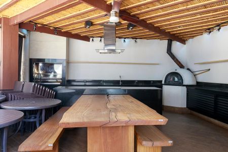 Apartamento para alugar com 111m², 2 quartos e 2 vagas