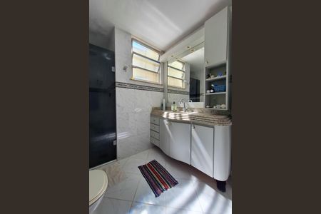 Apartamento à venda com 72m², 2 quartos e sem vagaBanheiro