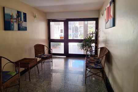 Apartamento à venda com 72m², 2 quartos e sem vagaÁrea comum