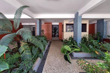 Apartamento à venda com 72m², 2 quartos e sem vagaÁrea comum