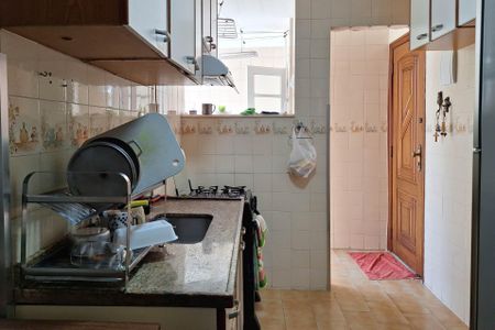 Apartamento à venda com 72m², 2 quartos e sem vagaCozinha