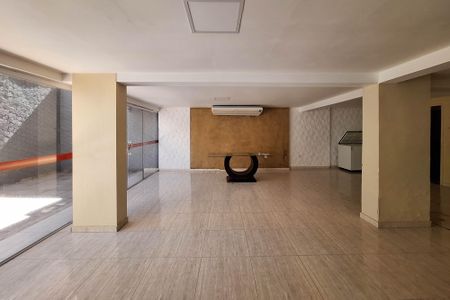 Apartamento à venda com 72m², 2 quartos e sem vagaÁrea comum