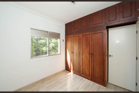 Apartamento à venda com 70m², 3 quartos e 1 vaga Apartamento à venda com 70m², 3 quartos e 1 vagaQUARTO1