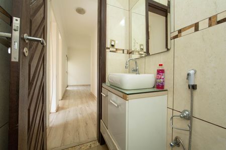Apartamento à venda com 70m², 3 quartos e 1 vaga Apartamento à venda com 70m², 3 quartos e 1 vagaBANHEIRO
