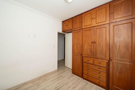 Apartamento à venda com 70m², 3 quartos e 1 vaga Apartamento à venda com 70m², 3 quartos e 1 vagaQUARTO2