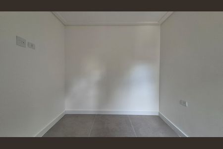 Casa à venda com 105m², 3 quartos e 4 vagas