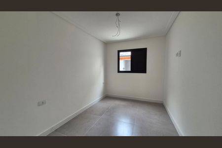 Casa à venda com 105m², 3 quartos e 4 vagas