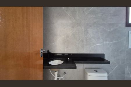 Casa à venda com 105m², 3 quartos e 4 vagas