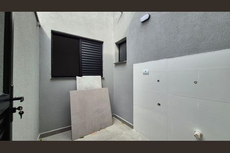 Casa à venda com 105m², 3 quartos e 4 vagas