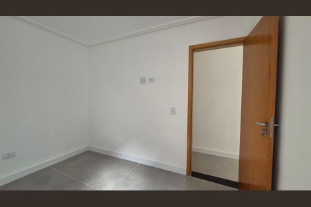 Casa à venda com 105m², 3 quartos e 4 vagas
