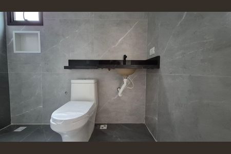 Casa à venda com 105m², 3 quartos e 4 vagas