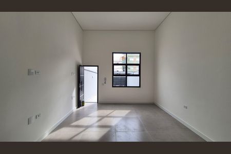 Casa à venda com 105m², 3 quartos e 4 vagas