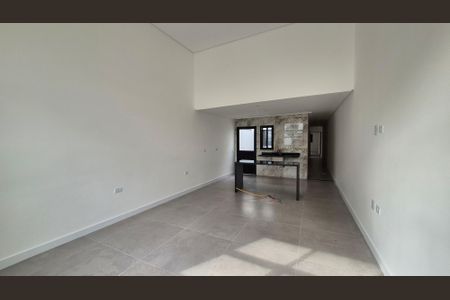 Casa à venda com 105m², 3 quartos e 4 vagas