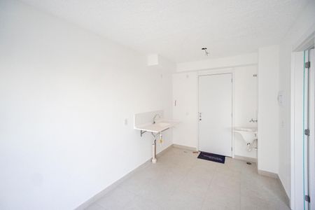 Sala de apartamento para alugar com 1 quarto, 28m² em Guaiauna, São Paulo