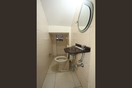 Casa para alugar com 209m², 3 quartos e 2 vagas Casa para alugar com 209m², 3 quartos e 2 vagasBanheiro