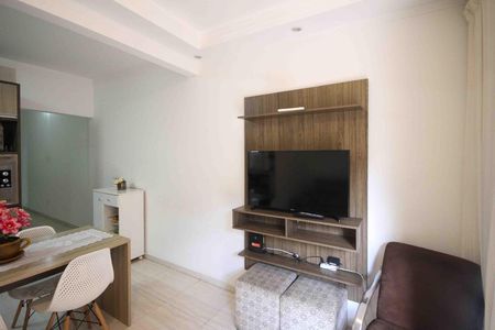 Casa para alugar com 2 quartos, 100m² em Jardim Brasil, São Paulo