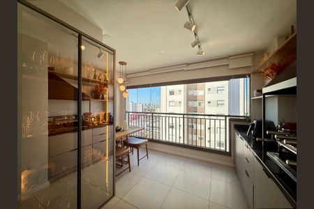 Apartamento à venda com 69m², 2 quartos e 1 vagaVaranda