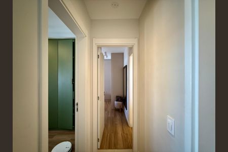 Apartamento à venda com 69m², 2 quartos e 1 vagaCorredor Quartos 