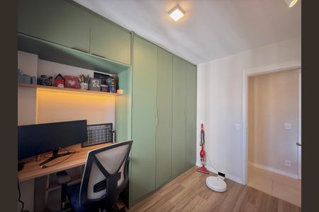 Apartamento à venda com 69m², 2 quartos e 1 vagaQuarto 2
