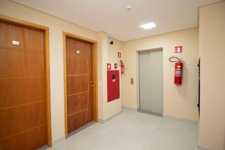 Apartamento para alugar com 50m², 2 quartos e 1 vaga Apartamento para alugar com 50m², 2 quartos e 1 vagaHall de entrada