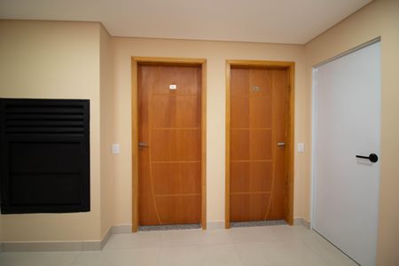 Apartamento para alugar com 50m², 2 quartos e 1 vaga Apartamento para alugar com 50m², 2 quartos e 1 vagaHall de entrada